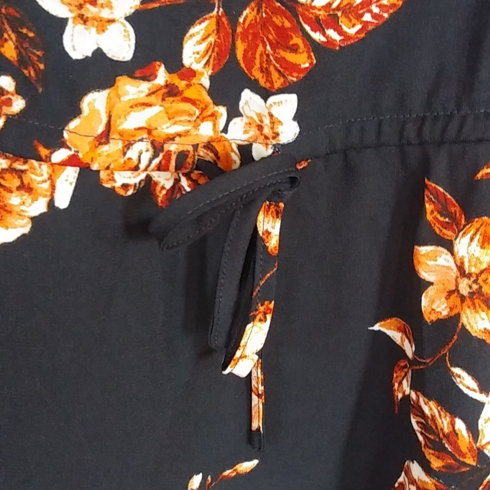 Maurices blouse. Size 2X. - Picture 4 of 4